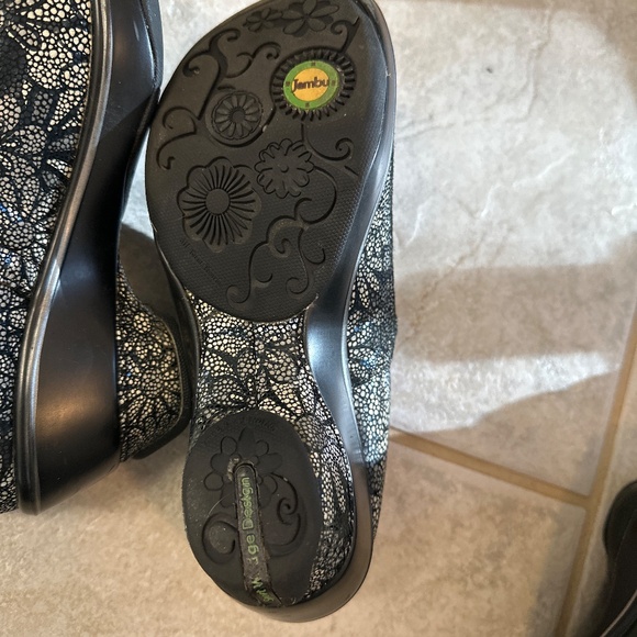 Jambu clogs - Picture 4 of 4